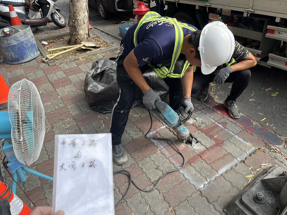 道路科技執法安裝工程的第5張圖片